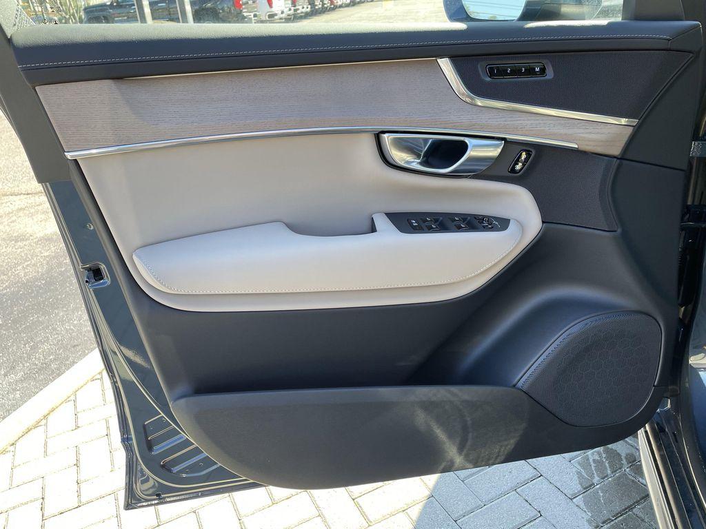 new 2026 Volvo XC90 car