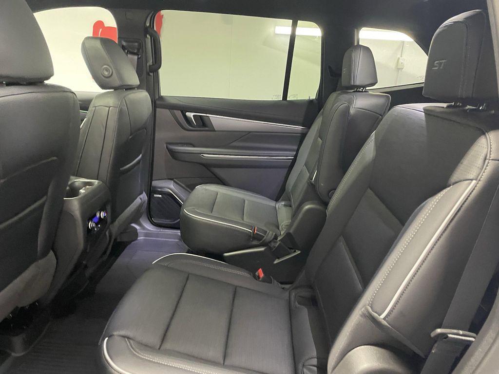 new 2026 Buick Enclave car, priced at $55,655