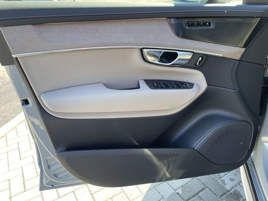 new 2026 Volvo XC90 car, priced at $71,825