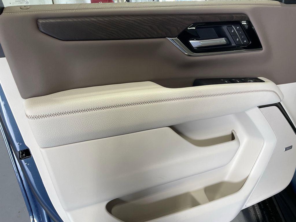 new 2026 GMC Yukon XL car, priced at $92,555