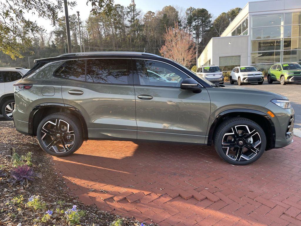 new 2026 Volkswagen Tiguan car, priced at $44,458