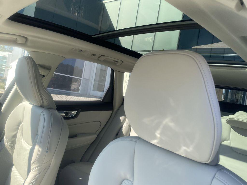 new 2026 Volvo XC60 car, priced at $64,610