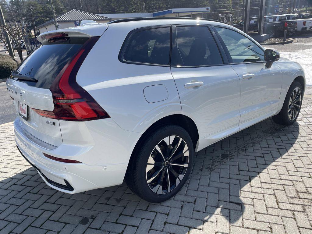 new 2026 Volvo XC60 car, priced at $57,985