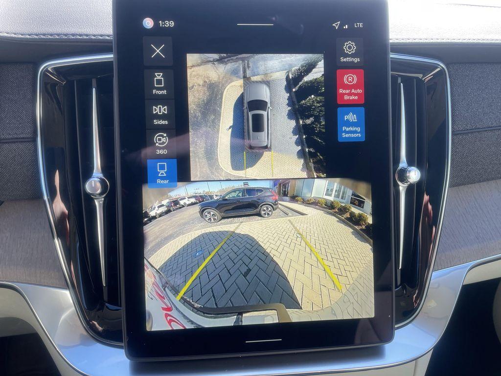 new 2026 Volvo XC90 Plug-In Hybrid car, priced at $85,625