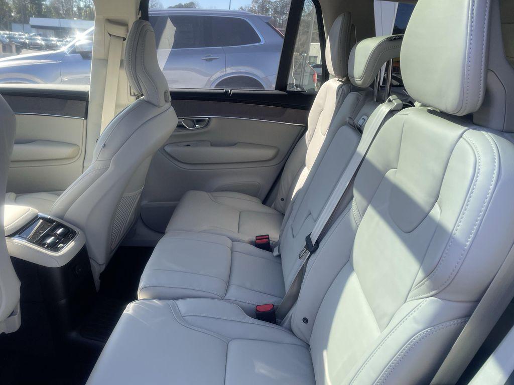 new 2026 Volvo XC90 Plug-In Hybrid car, priced at $85,625