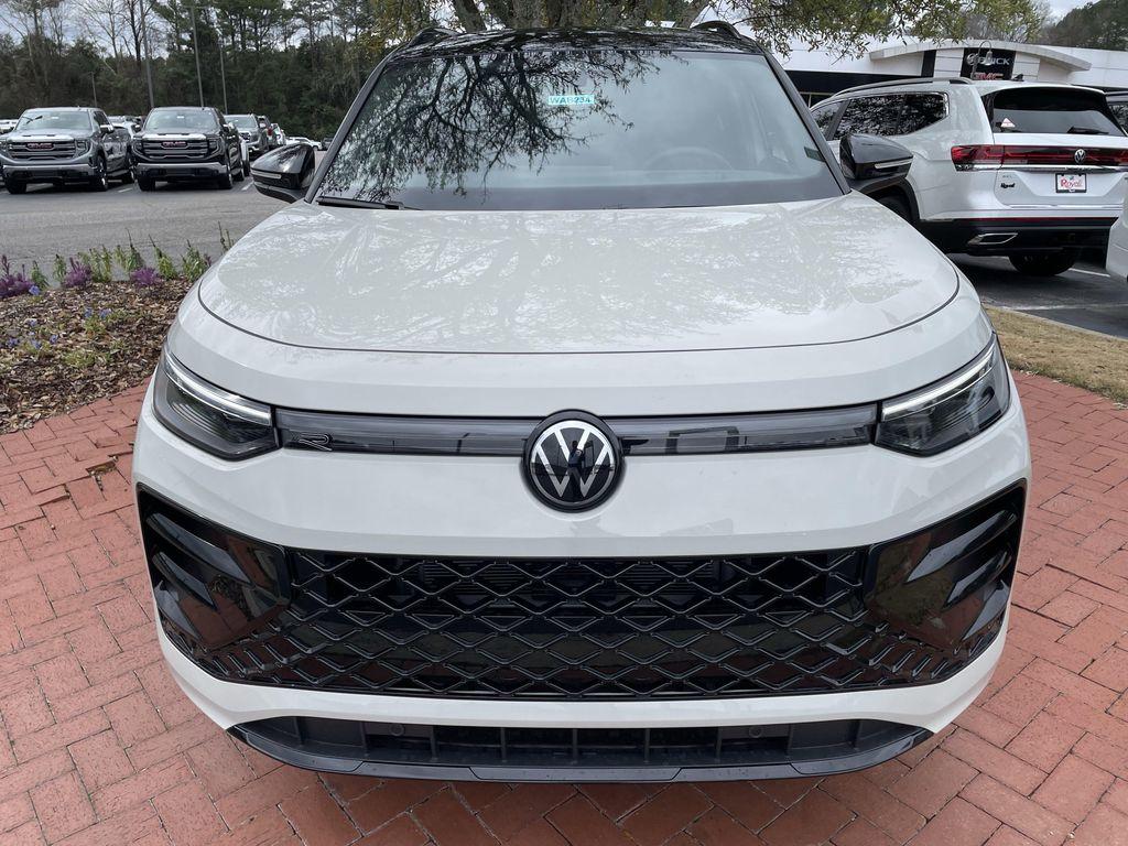 new 2026 Volkswagen Tiguan car, priced at $39,318