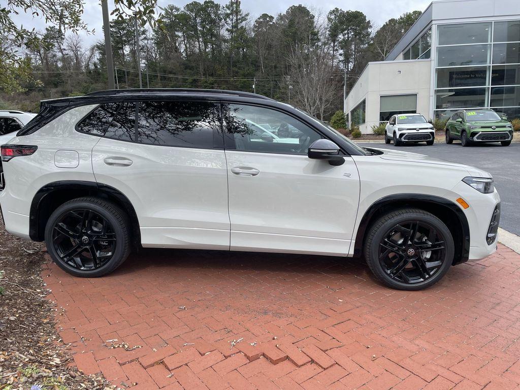 new 2026 Volkswagen Tiguan car, priced at $39,318