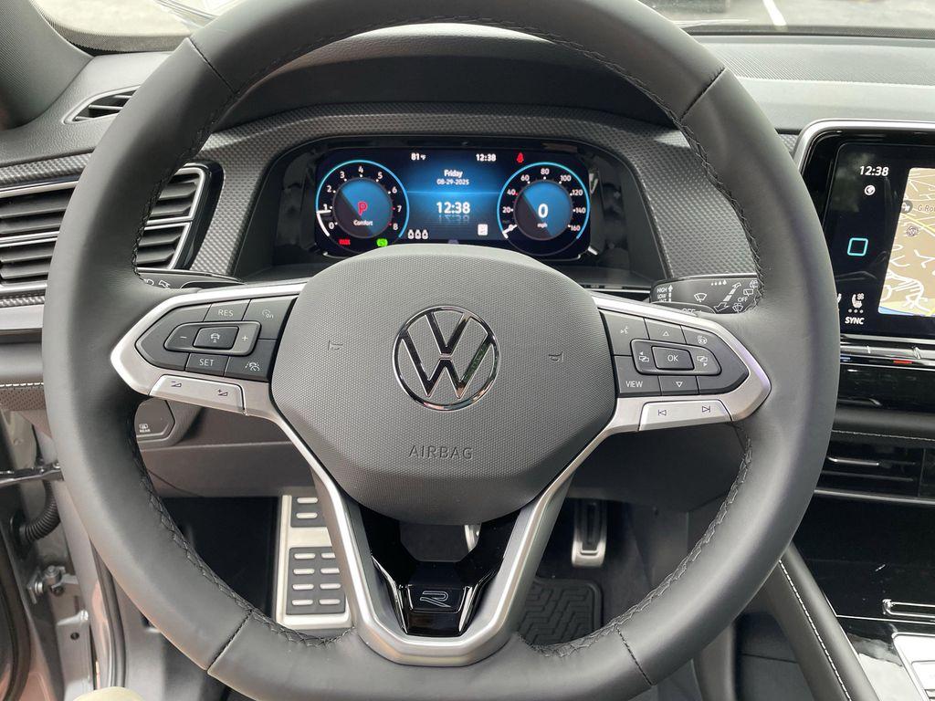 new 2026 Volkswagen Atlas Cross Sport car, priced at $48,609