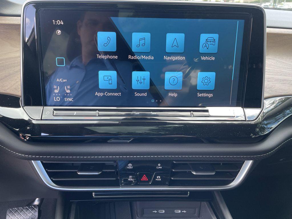 new 2026 Volkswagen Atlas car, priced at $43,403