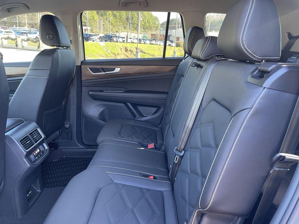 new 2026 Volkswagen Atlas car, priced at $37,937
