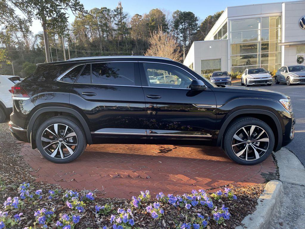 new 2026 Volkswagen Atlas Cross Sport car, priced at $51,934