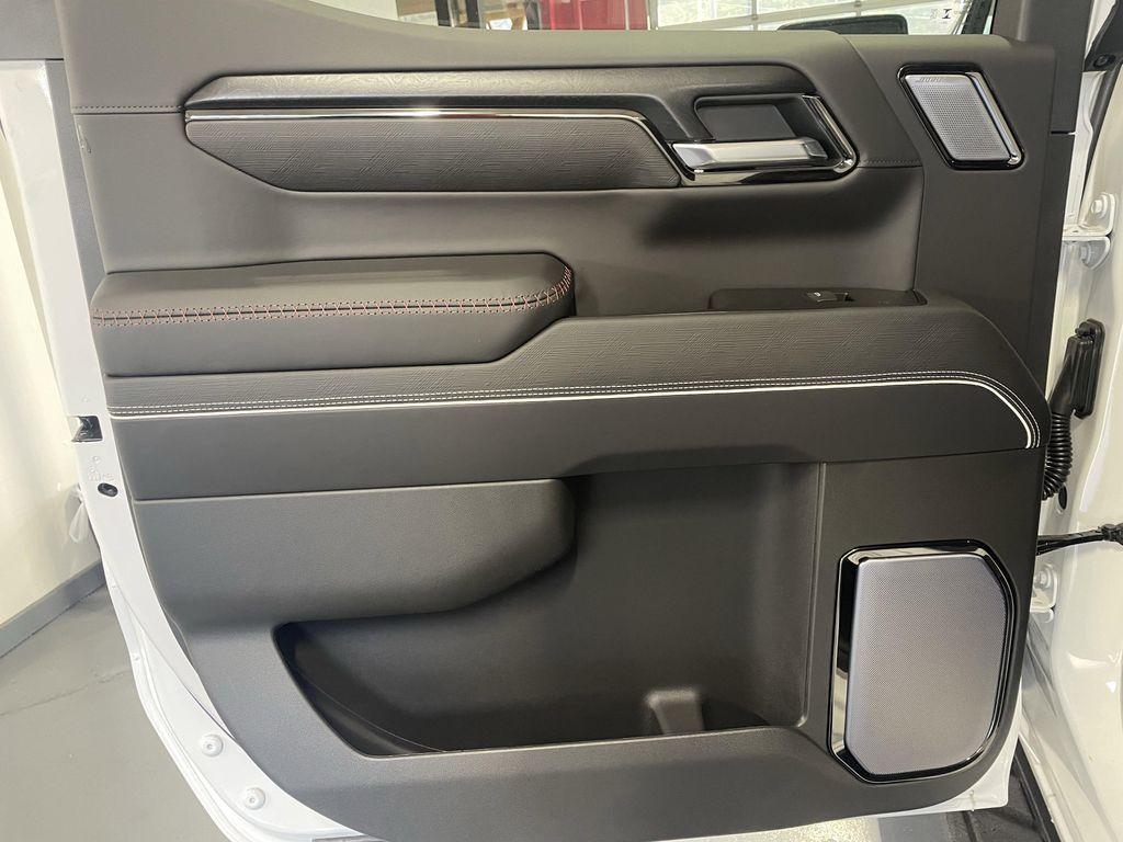 new 2026 GMC Sierra 1500 car, priced at $84,085