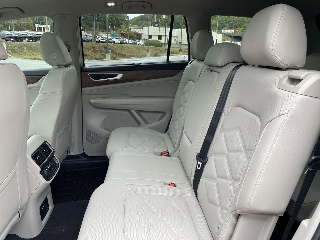 new 2026 Volkswagen Atlas car, priced at $42,919