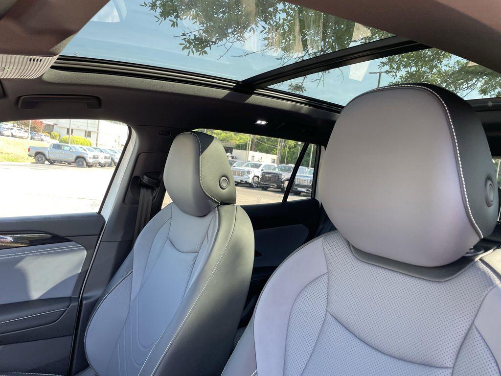 new 2026 Volkswagen Tiguan car, priced at $37,925
