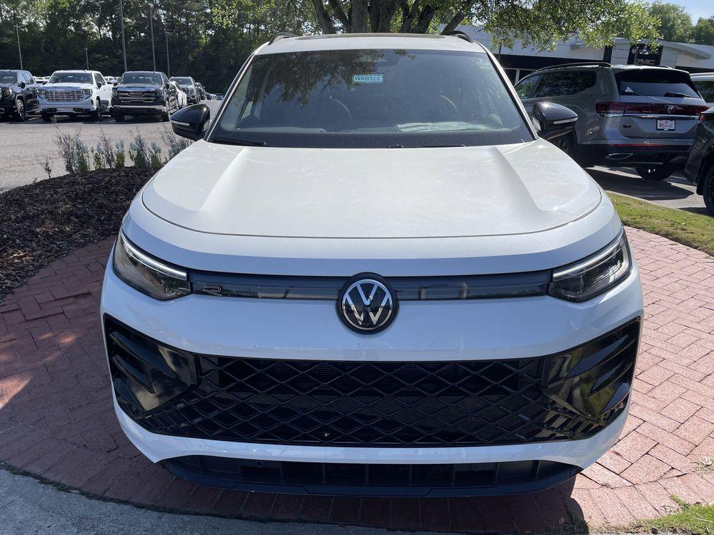 new 2026 Volkswagen Tiguan car, priced at $37,925