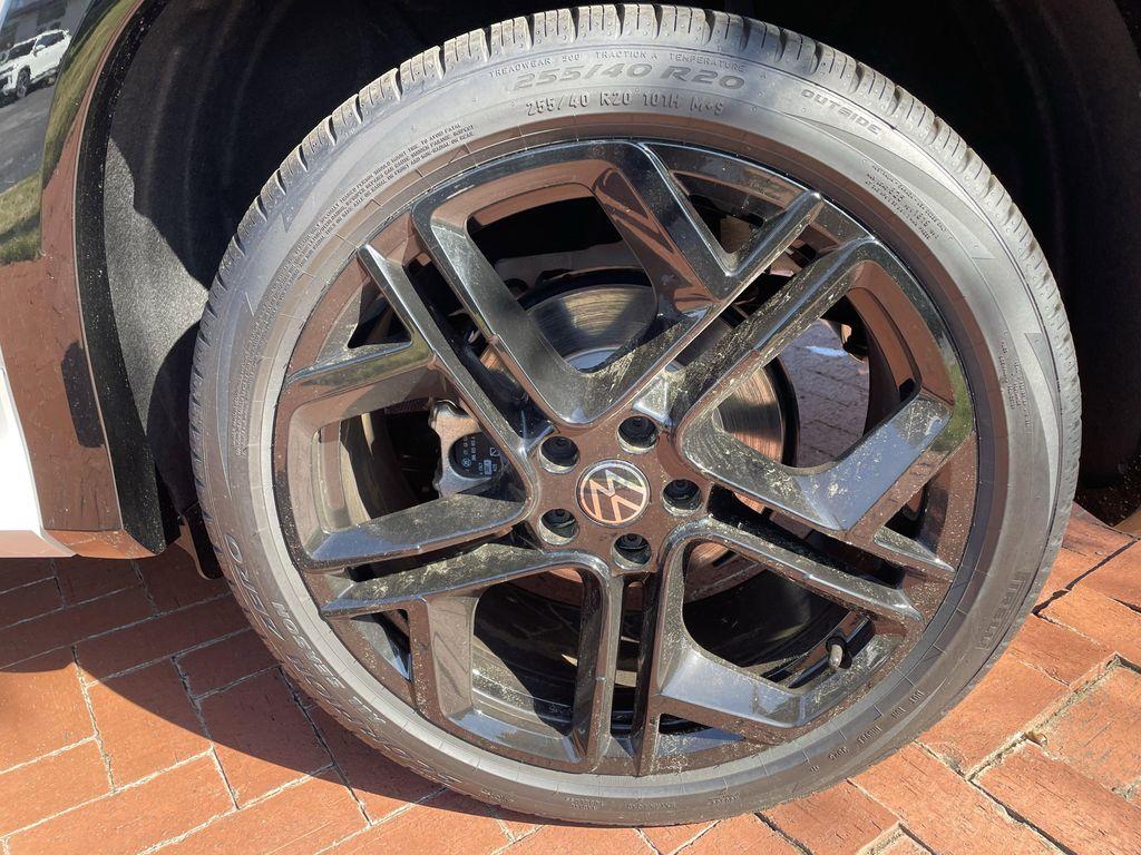 new 2026 Volkswagen Tiguan car, priced at $37,925