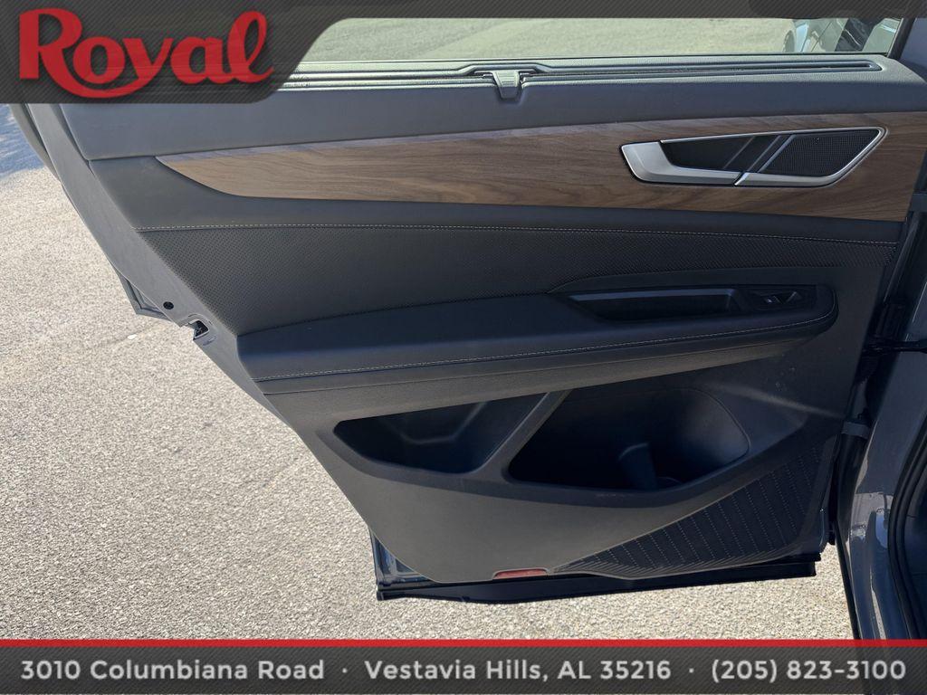 used 2025 Volkswagen Atlas car, priced at $35,470