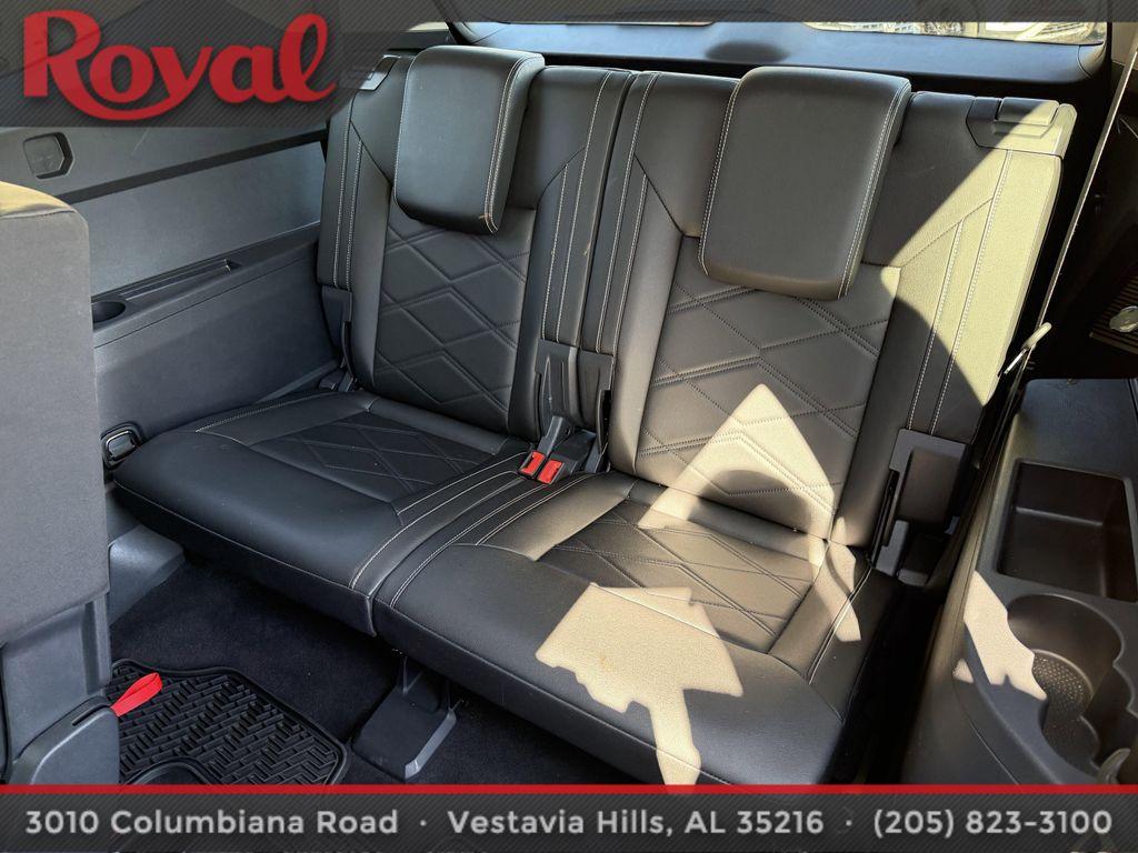 used 2025 Volkswagen Atlas car, priced at $35,470