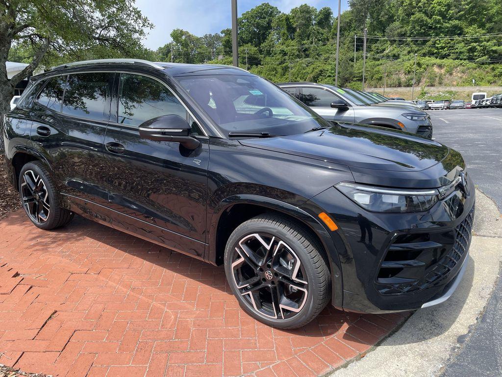 new 2026 Volkswagen Tiguan car, priced at $44,641