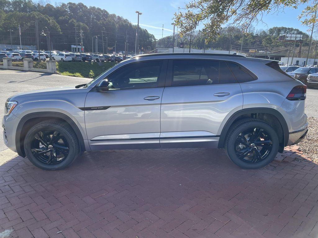 new 2026 Volkswagen Atlas Cross Sport car, priced at $48,800