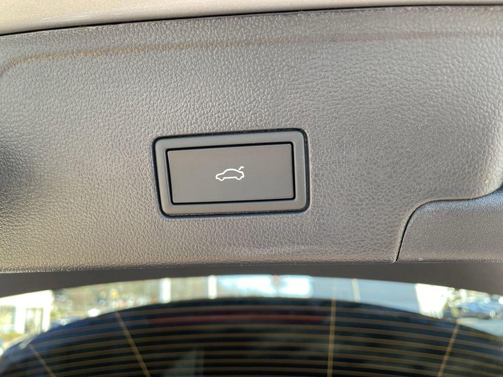 new 2026 Volkswagen Atlas Cross Sport car, priced at $48,800