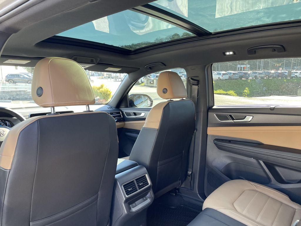 new 2026 Volkswagen Atlas Cross Sport car, priced at $48,800