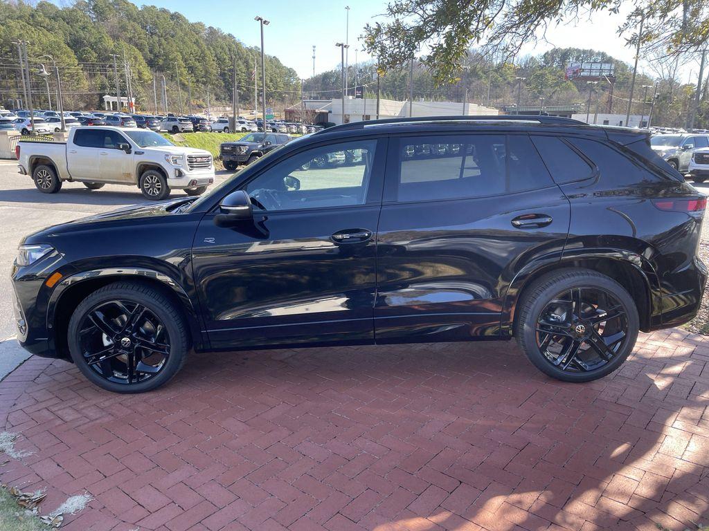 new 2026 Volkswagen Tiguan car, priced at $37,542