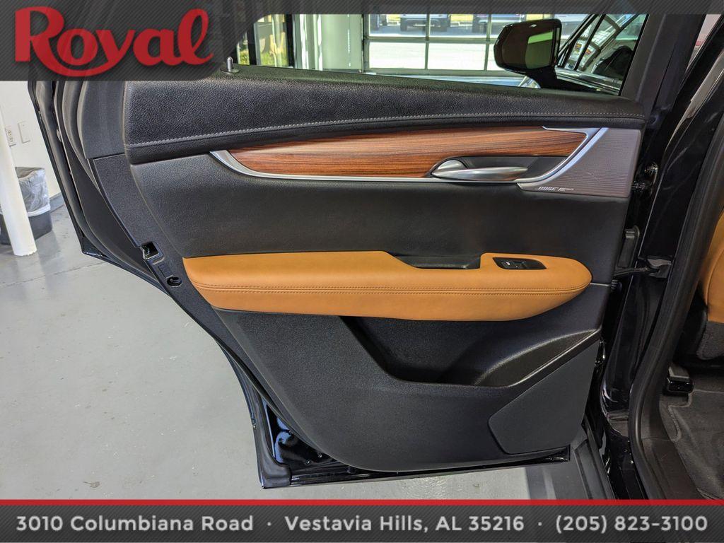 used 2023 Cadillac XT5 car, priced at $25,356