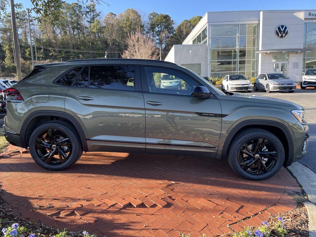 new 2026 Volkswagen Atlas Cross Sport car, priced at $48,779