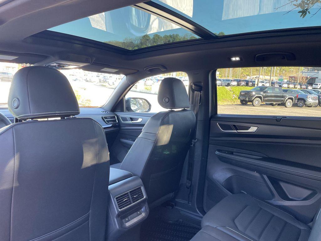 new 2026 Volkswagen Atlas Cross Sport car, priced at $48,779