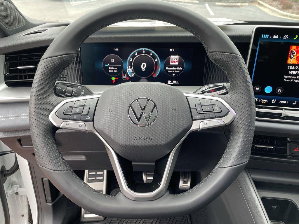 new 2026 Volkswagen Tiguan car, priced at $37,984