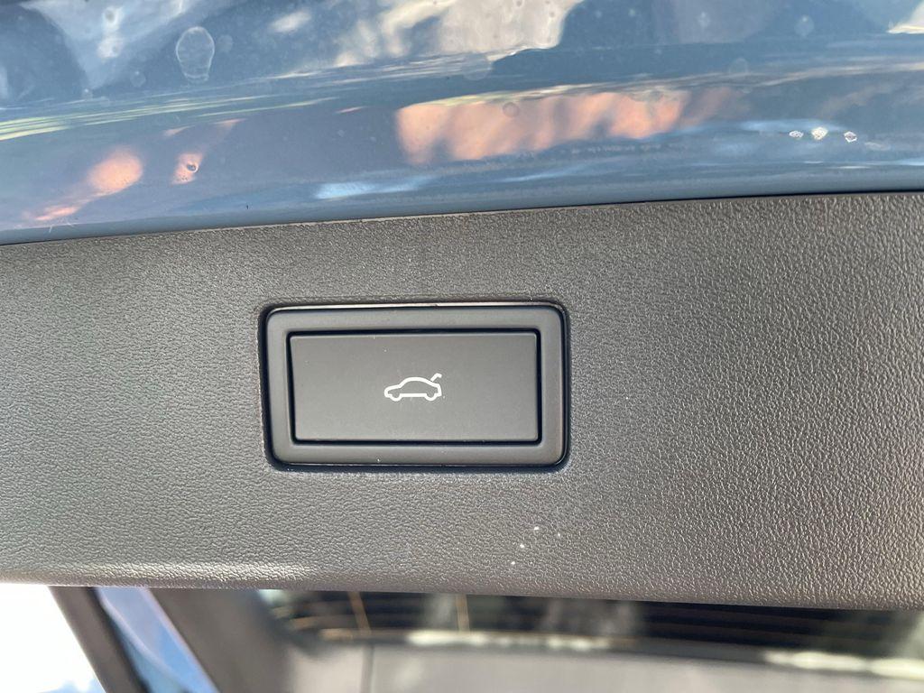 new 2026 Volkswagen Tiguan car, priced at $38,305