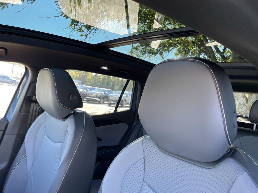 new 2026 Volkswagen Tiguan car, priced at $38,305