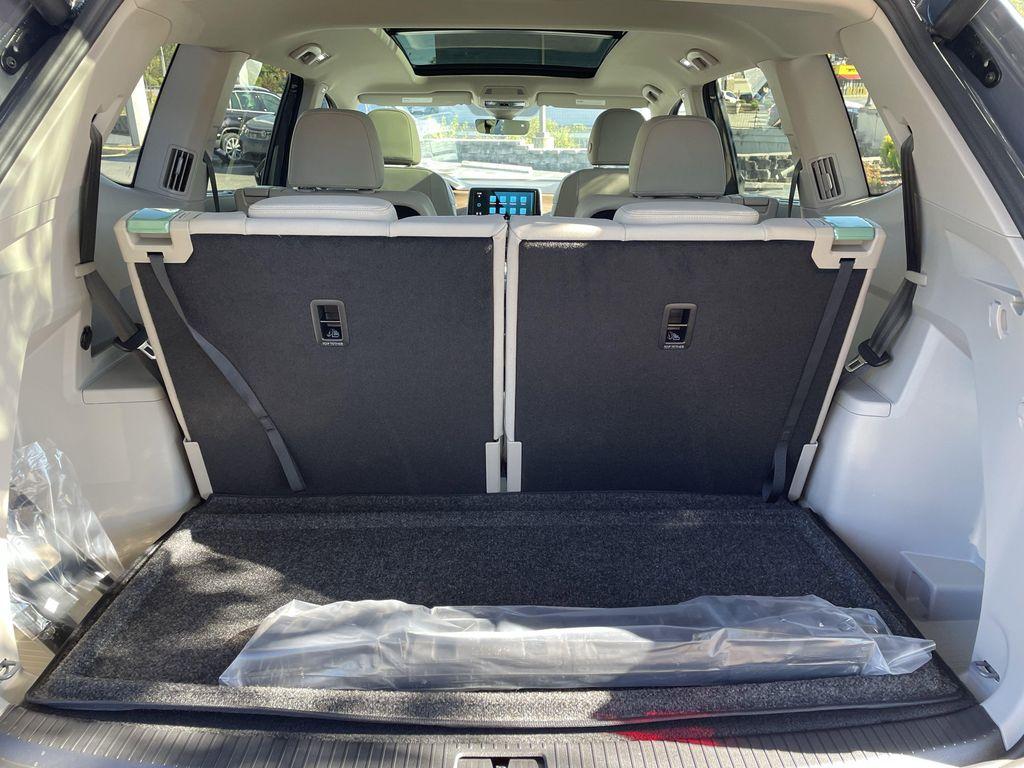 new 2026 Volkswagen Atlas car, priced at $43,979