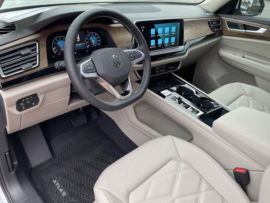 new 2026 Volkswagen Atlas car, priced at $43,605
