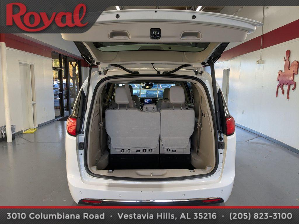 used 2020 Chrysler Pacifica car, priced at $14,993