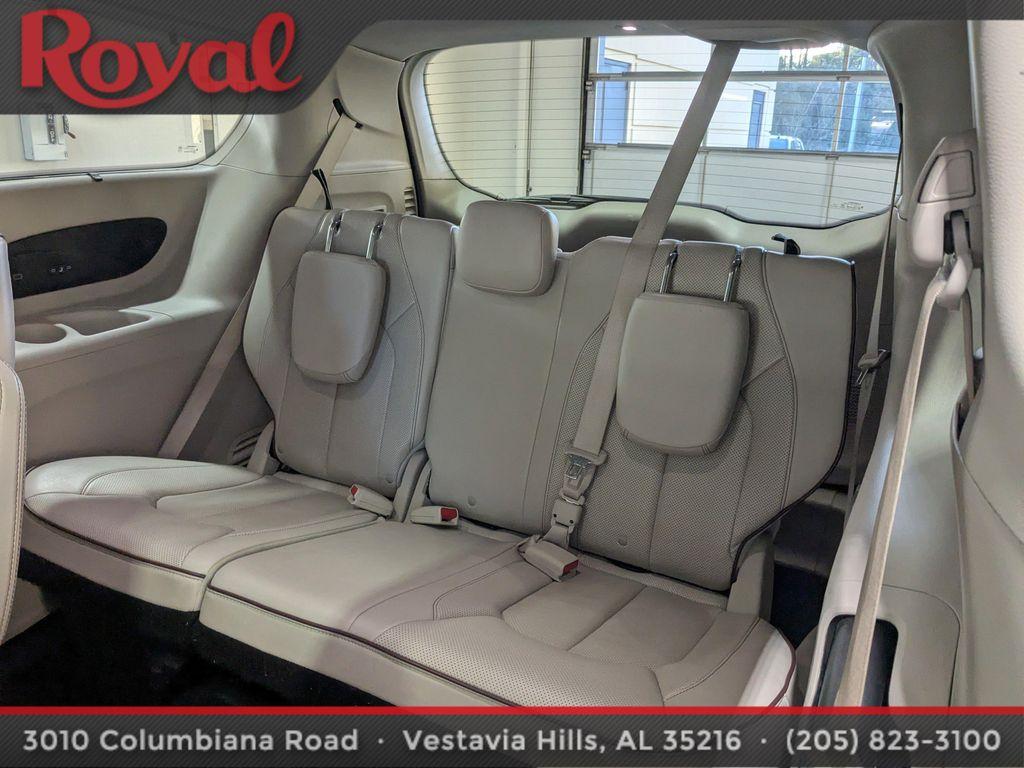 used 2020 Chrysler Pacifica car, priced at $14,993