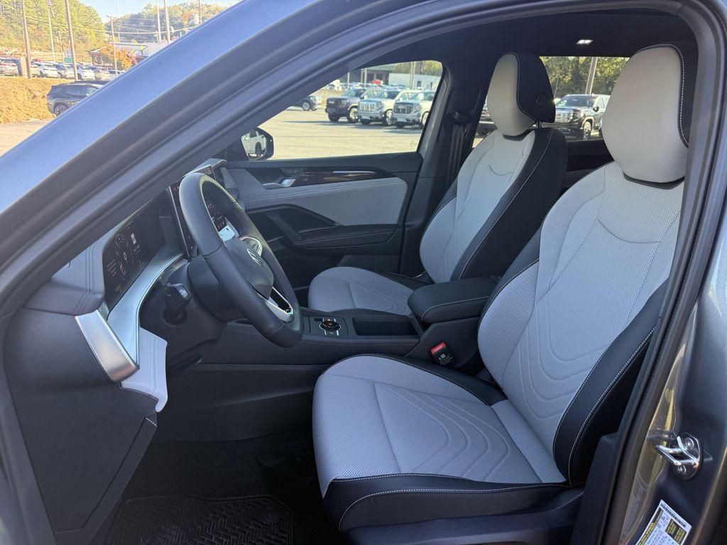 new 2026 Volkswagen Tiguan car, priced at $37,403