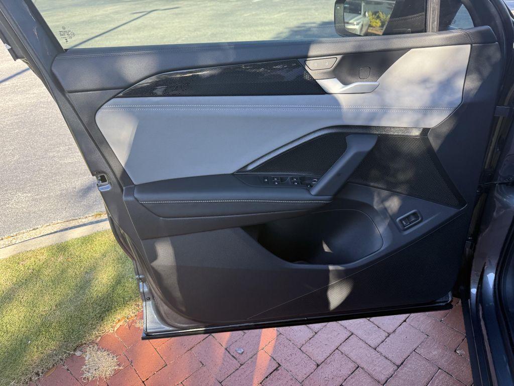 new 2026 Volkswagen Tiguan car, priced at $37,403