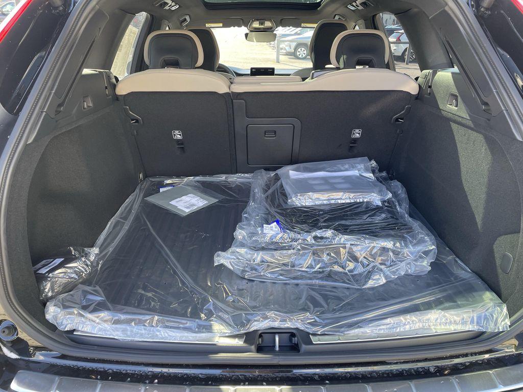 new 2026 Volvo XC60 car, priced at $57,985