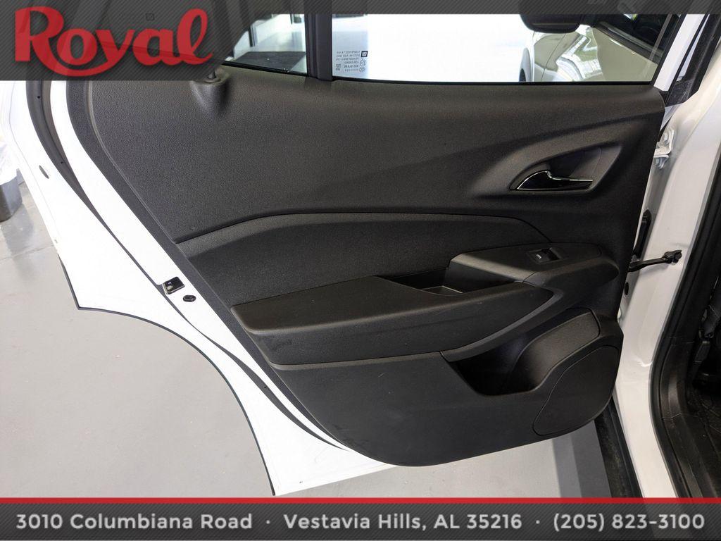 used 2024 Chevrolet Trax car, priced at $17,999