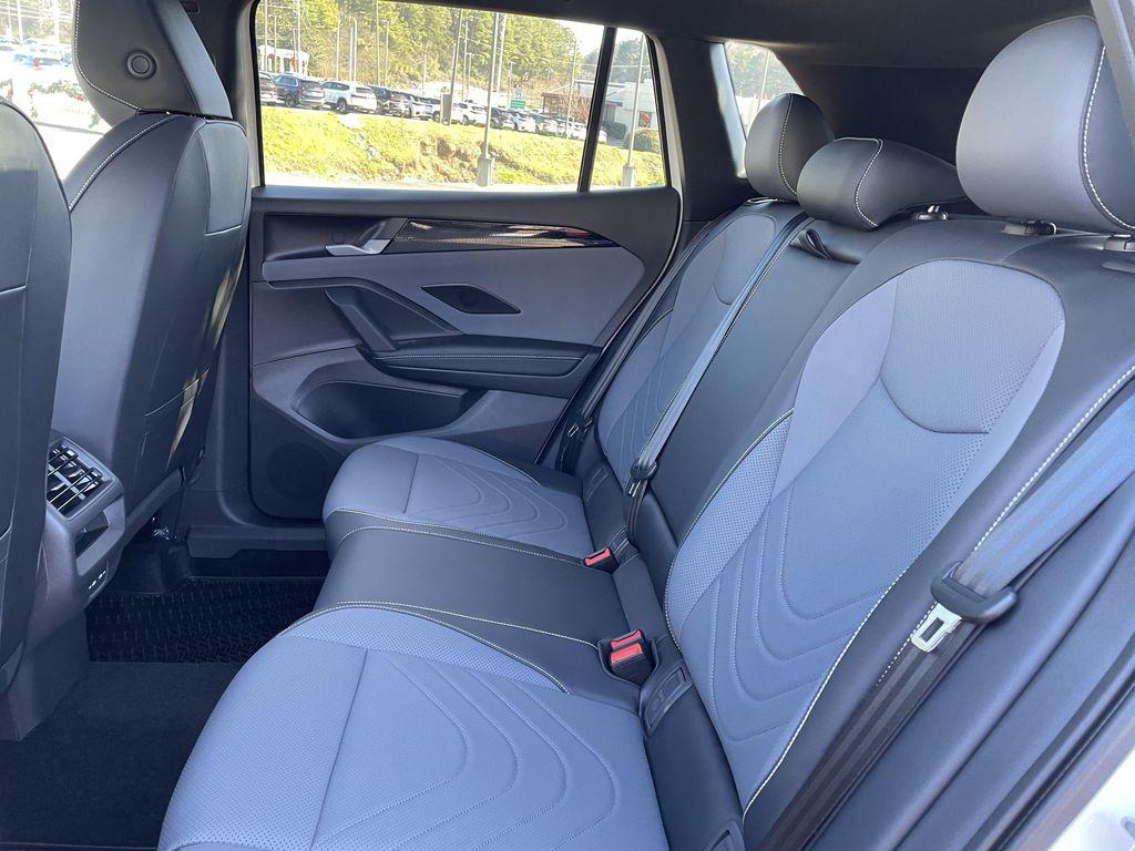 new 2026 Volkswagen Tiguan car, priced at $37,979