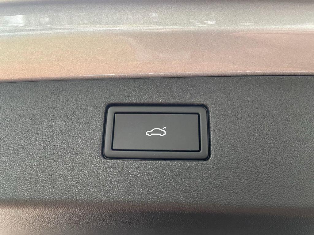 new 2026 Volkswagen Tiguan car, priced at $36,502