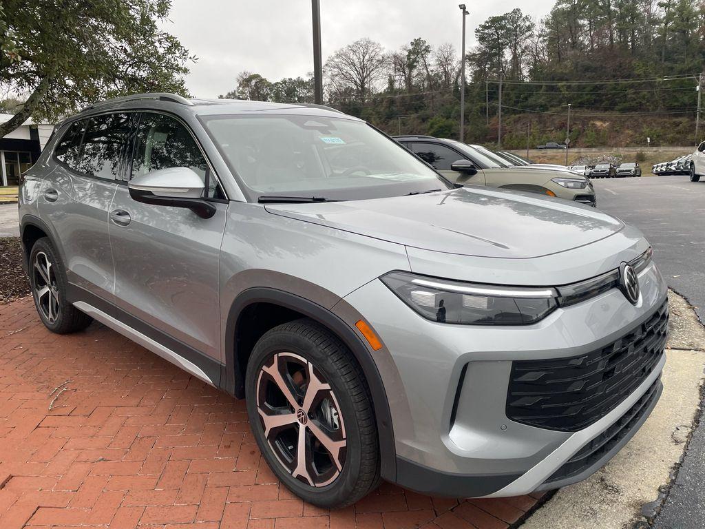 new 2026 Volkswagen Tiguan car, priced at $36,502