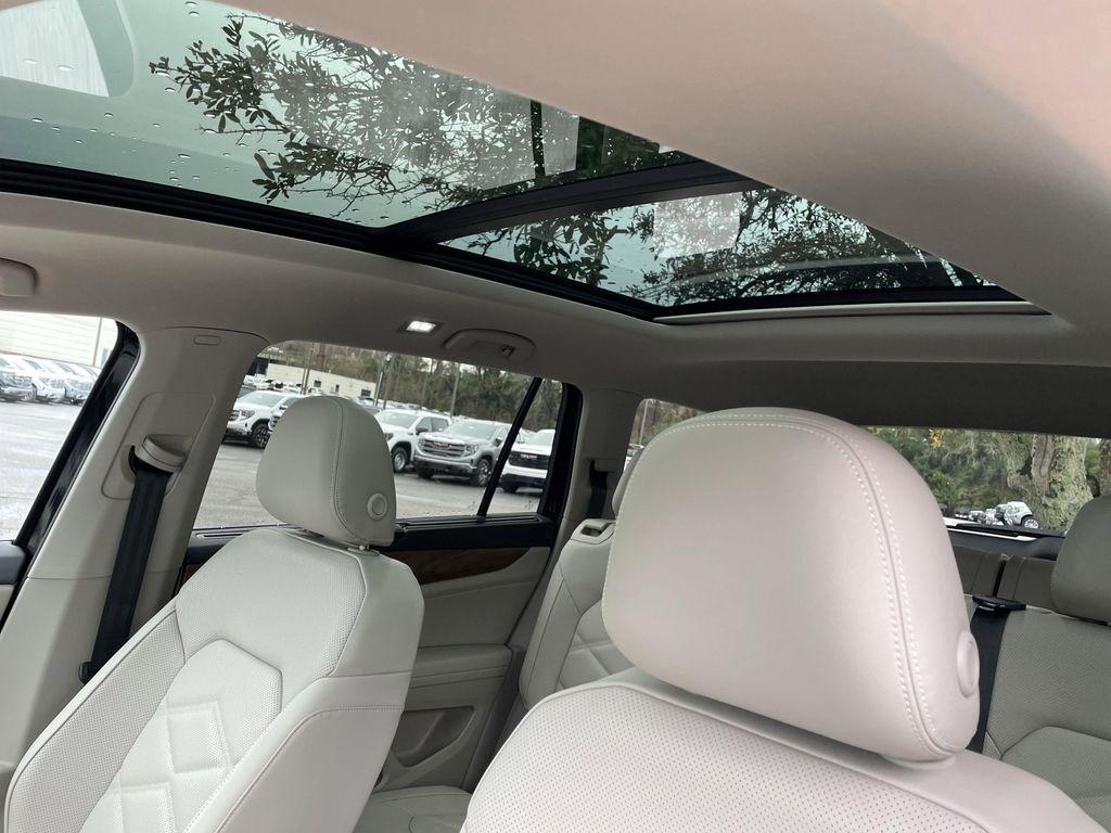 new 2026 Volkswagen Atlas car, priced at $42,656