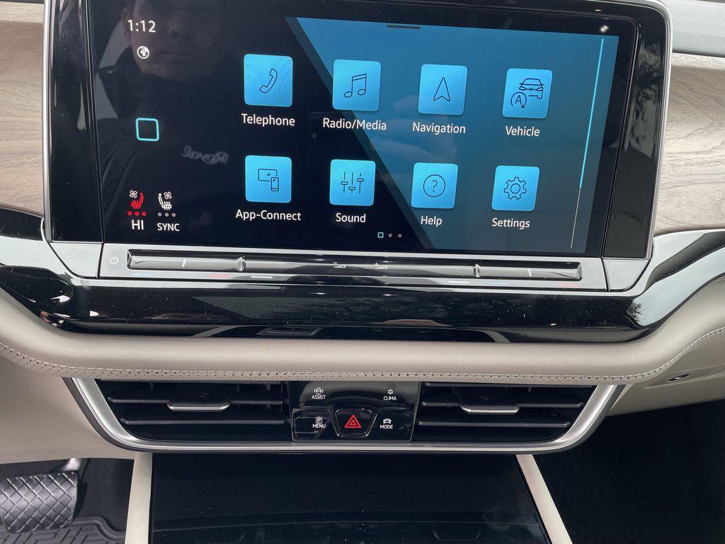 new 2026 Volkswagen Atlas car, priced at $42,656