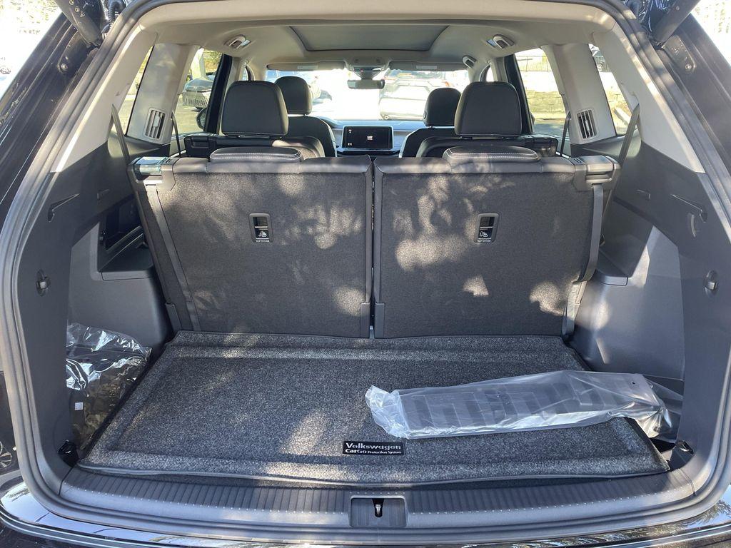 new 2026 Volkswagen Atlas car, priced at $43,787