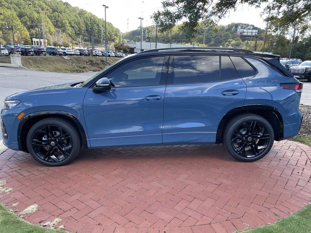 new 2026 Volkswagen Tiguan car, priced at $38,305