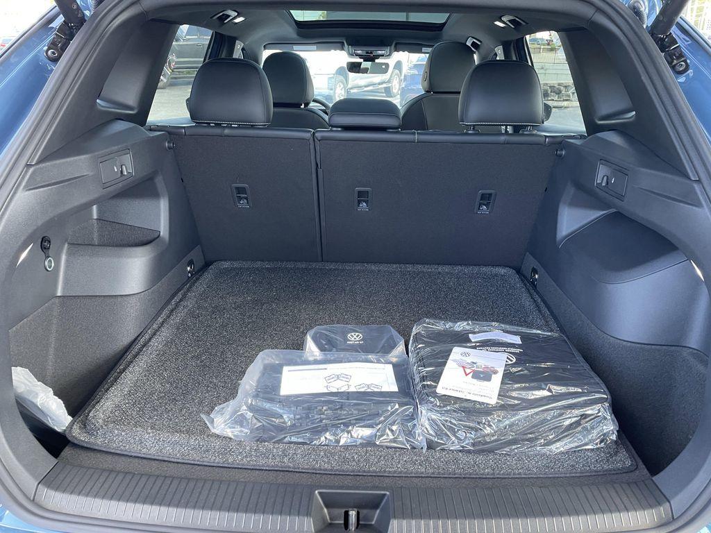 new 2026 Volkswagen Tiguan car, priced at $38,305