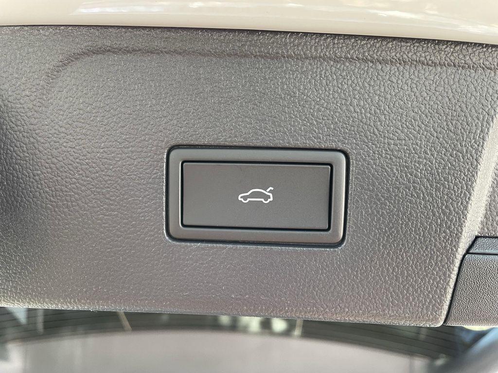new 2026 Volkswagen Atlas car, priced at $42,919